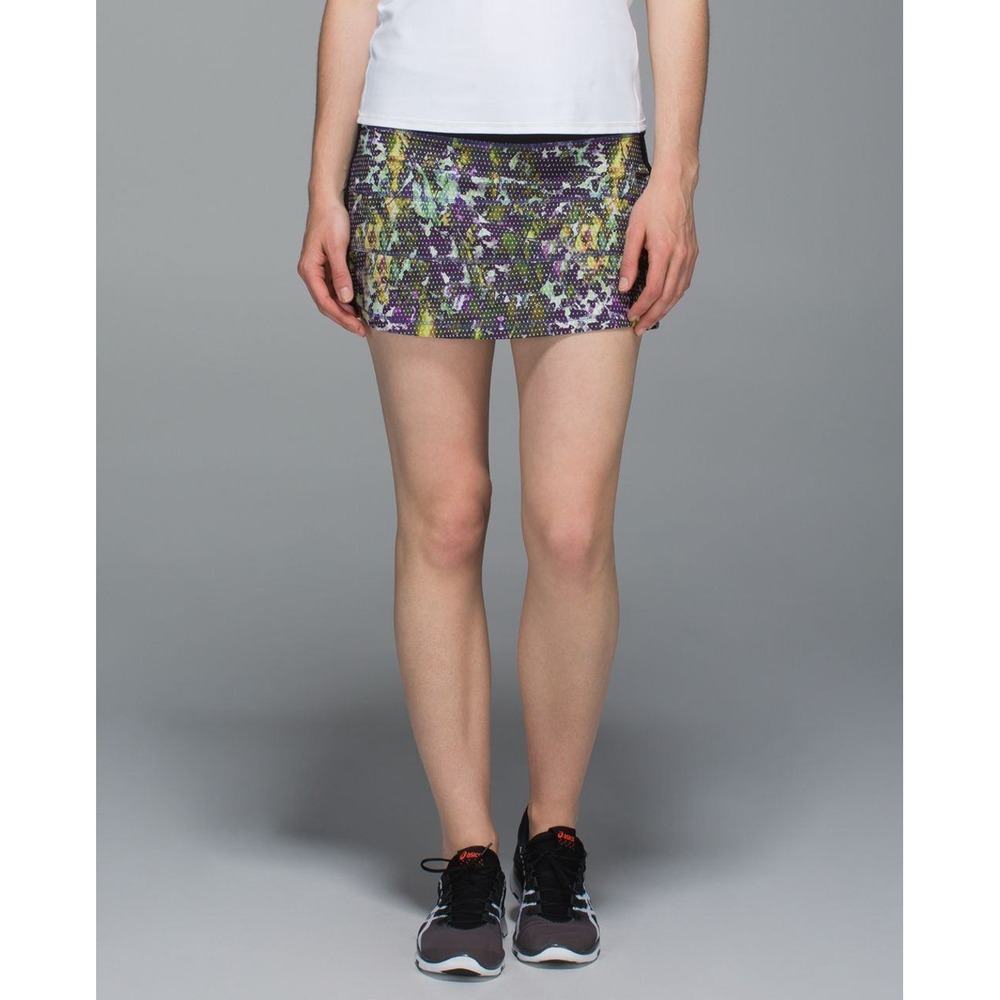 Lululemon Women's Pace Rival Skirt II Floral Sport White Multi Black 12